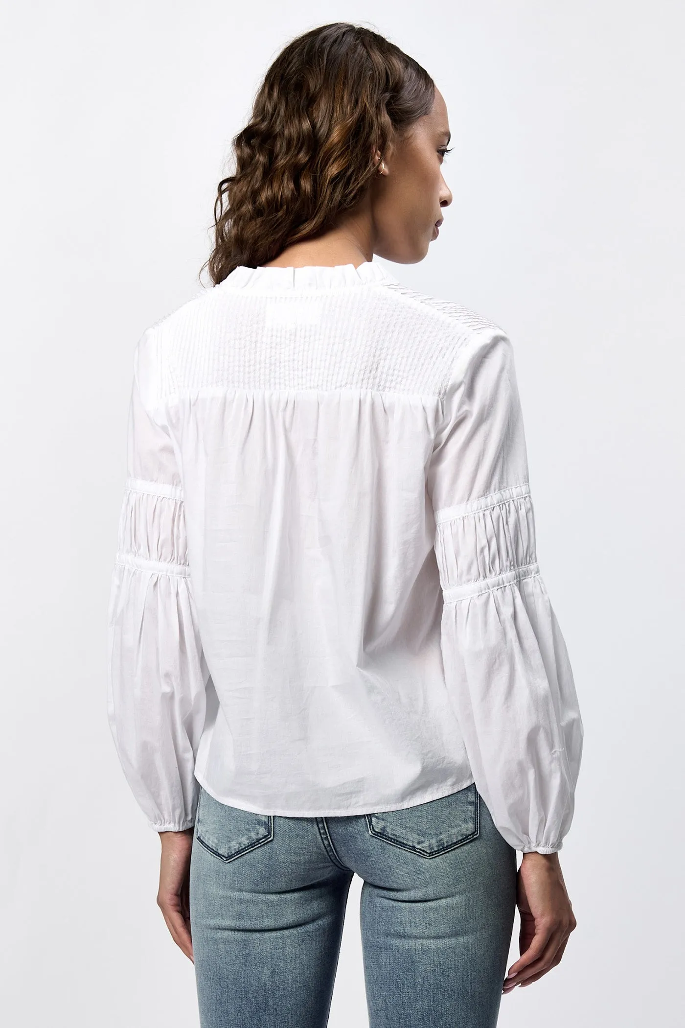 ADAGIO V NECK LONG SLEEVE RELAXED FIT BLOUSE WHITE