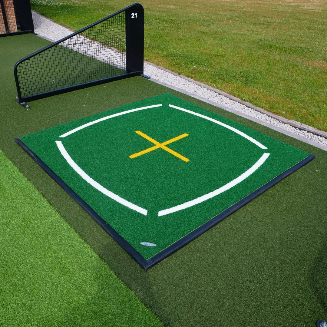 GolfBays Teaching Hitting Mat - 1.5M X 1.5M (4'11 x 4'11)