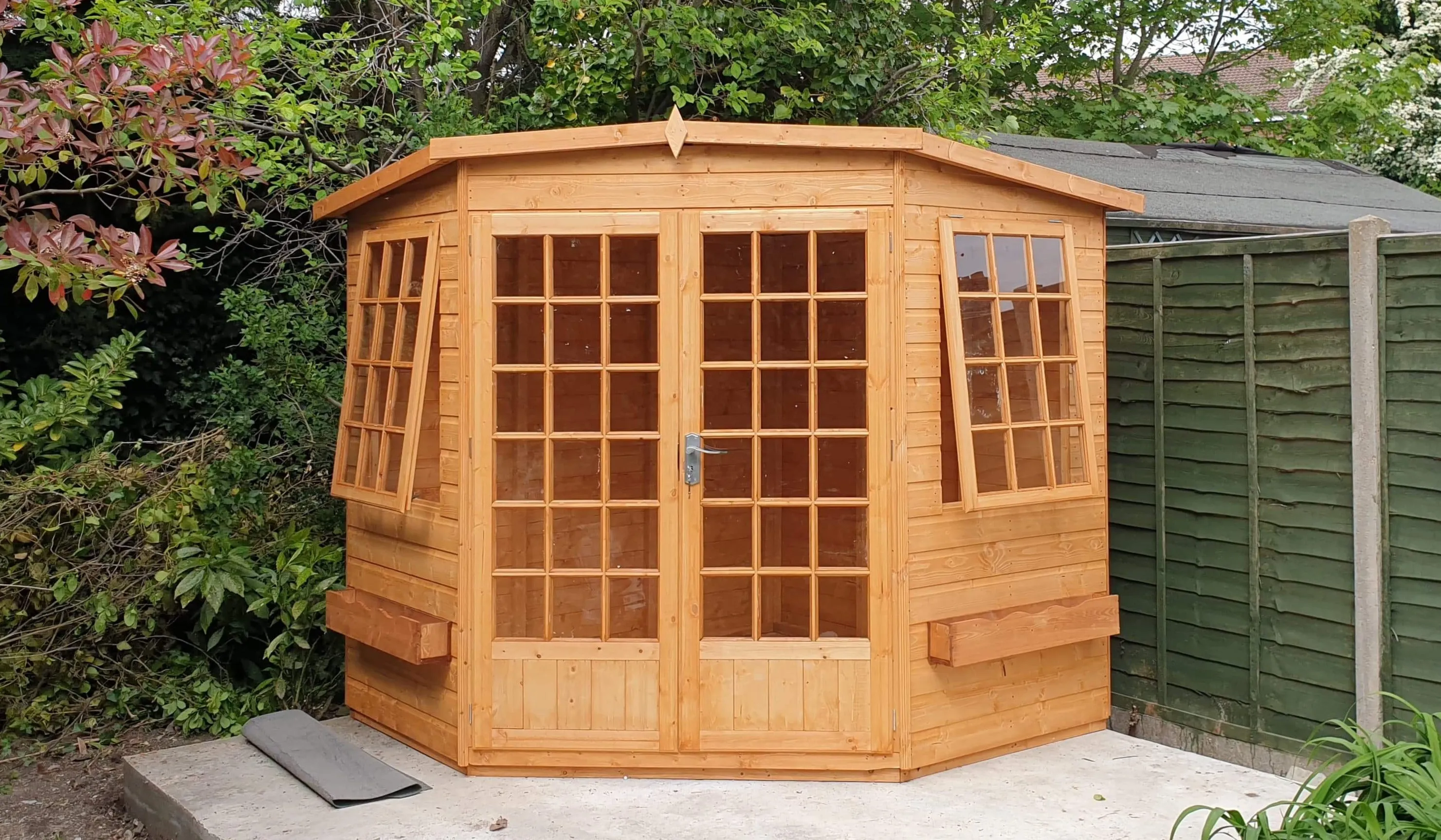 Goodwood Gold Windsor (7' x 7') Summerhouse