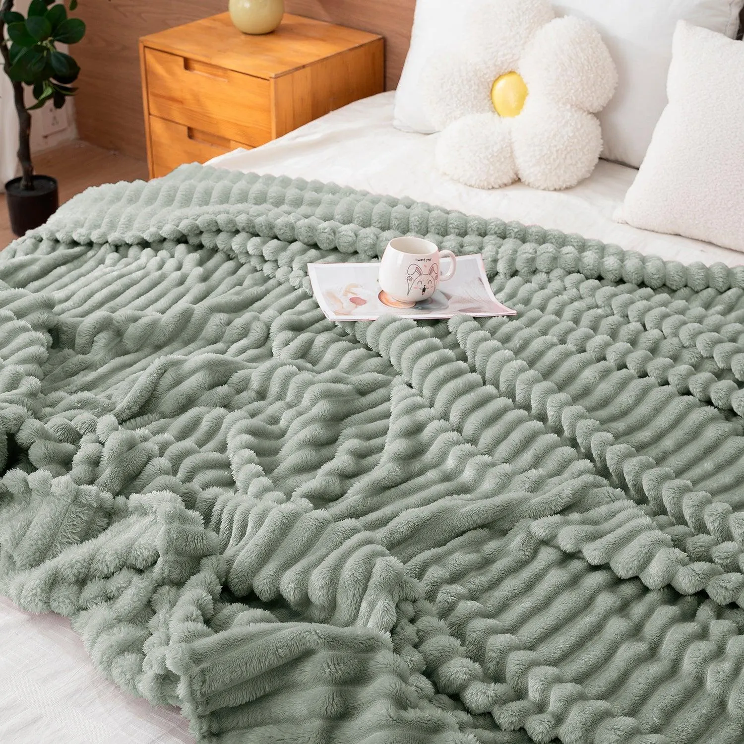 HOKIPO AC Blanket Double Bed Queen, 200x230 cm / 6.5x7.5 feet, Moss Green