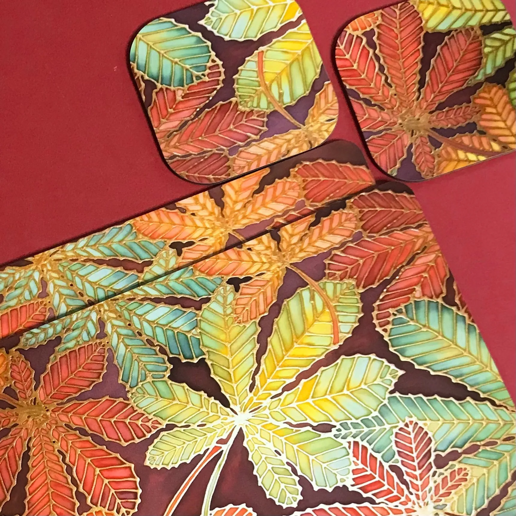 Horse Chestnut Leaves Placemats - green rust table mats & coasters - Leaves Chopping Board