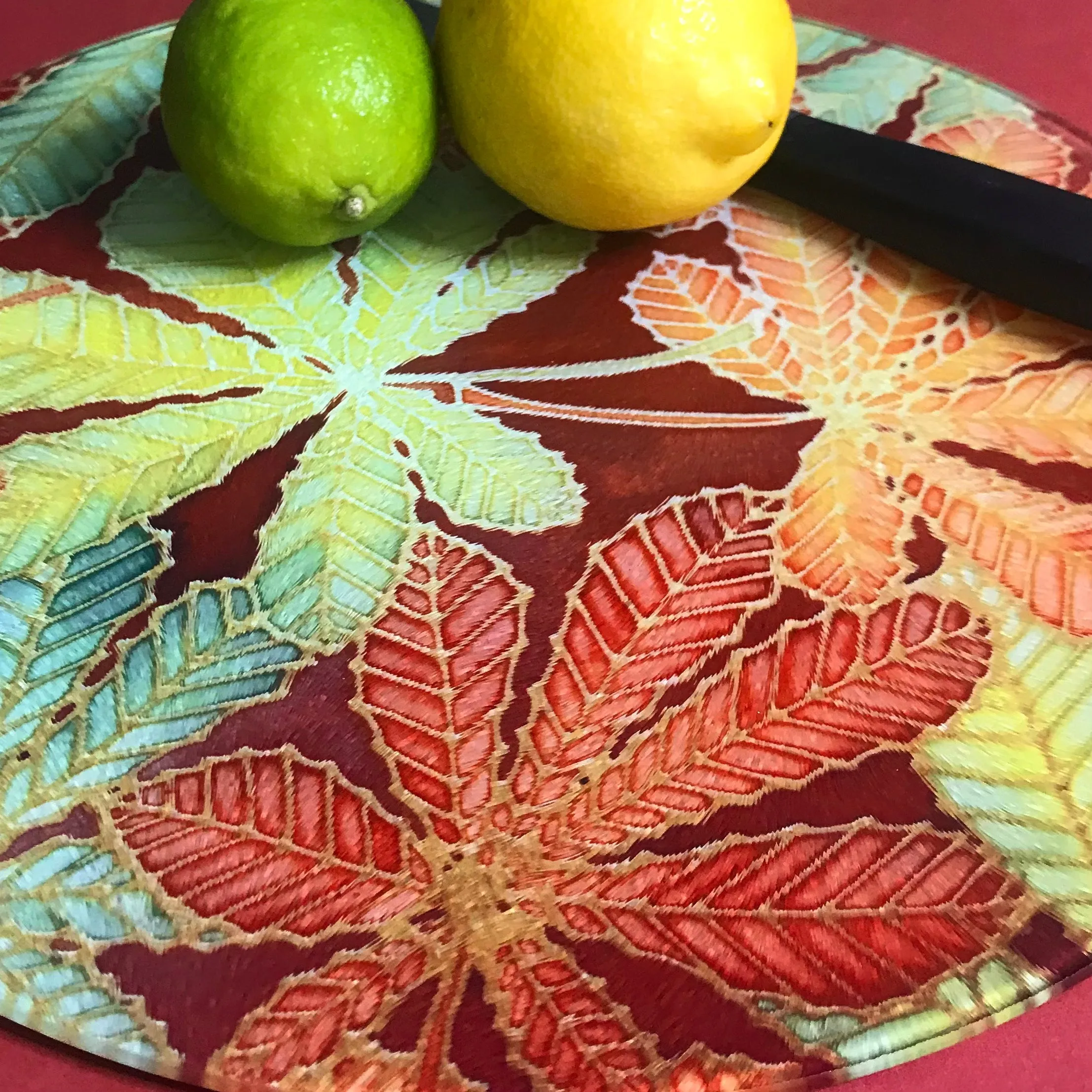 Horse Chestnut Leaves Placemats - green rust table mats & coasters - Leaves Chopping Board