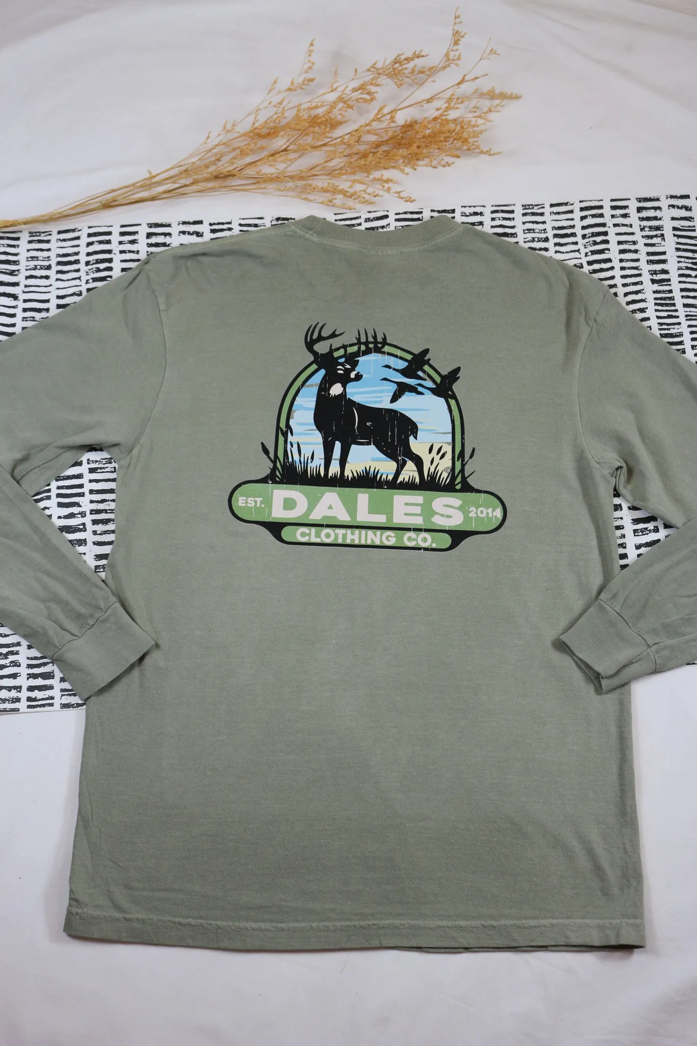 Mens Long Sleeve Dales Clothing Deer Graphic Tee -2 Colors