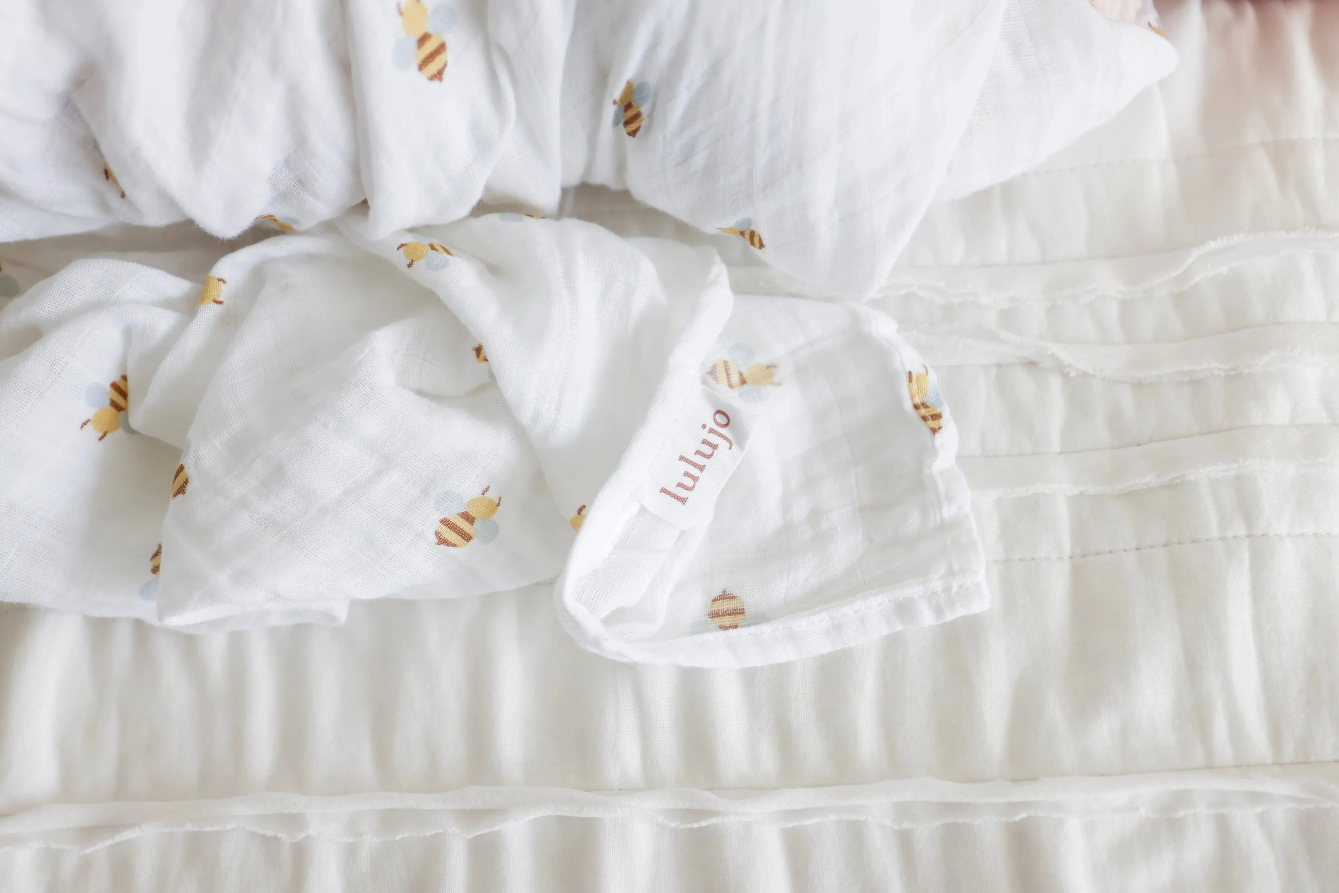 Muslin Swaddle - Bees