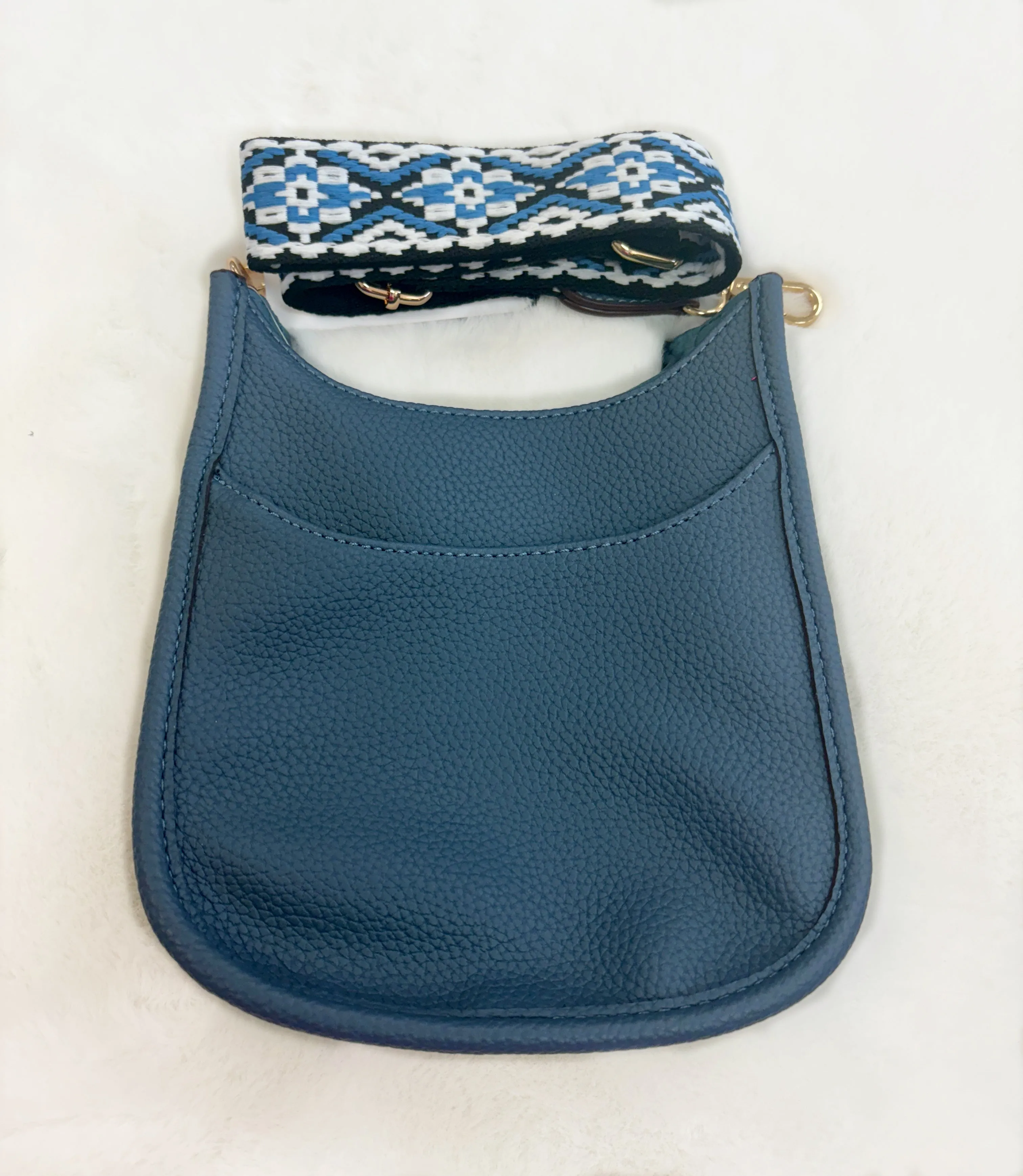 "Stylish" Front Pocket Crossbody Purse